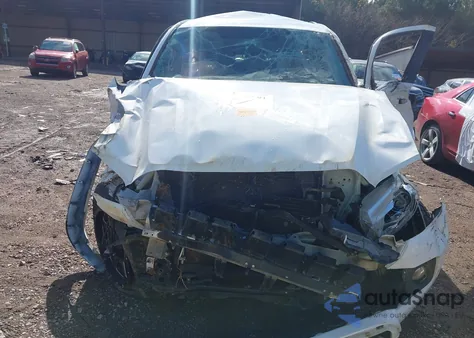 2017 Toyota Tacoma Sr5 V6 z USA, uszkodzony, nr VIN 5TFAZ5CN4HX036291